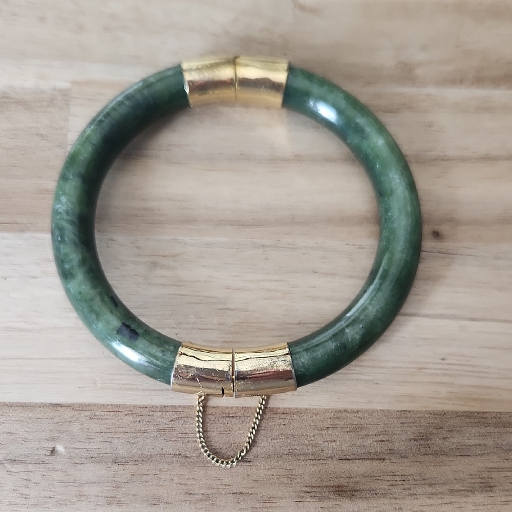 Ladies Jadite Bracelet